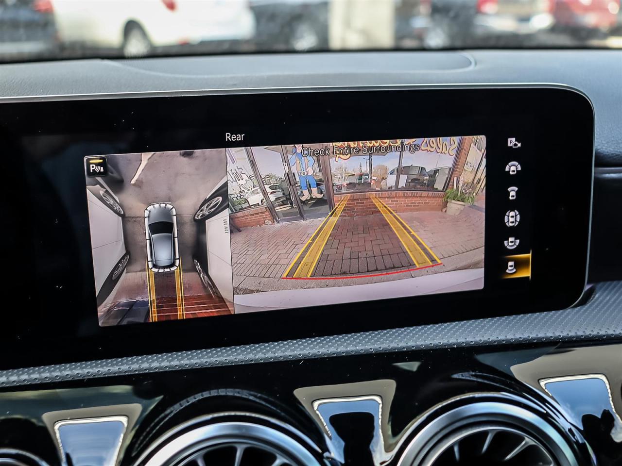 2020 Mercedes-Benz A250  Photo