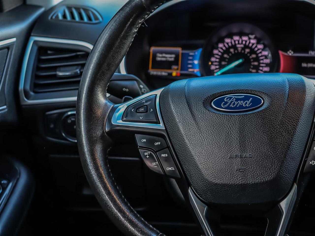 2015 Ford Edge  Photo