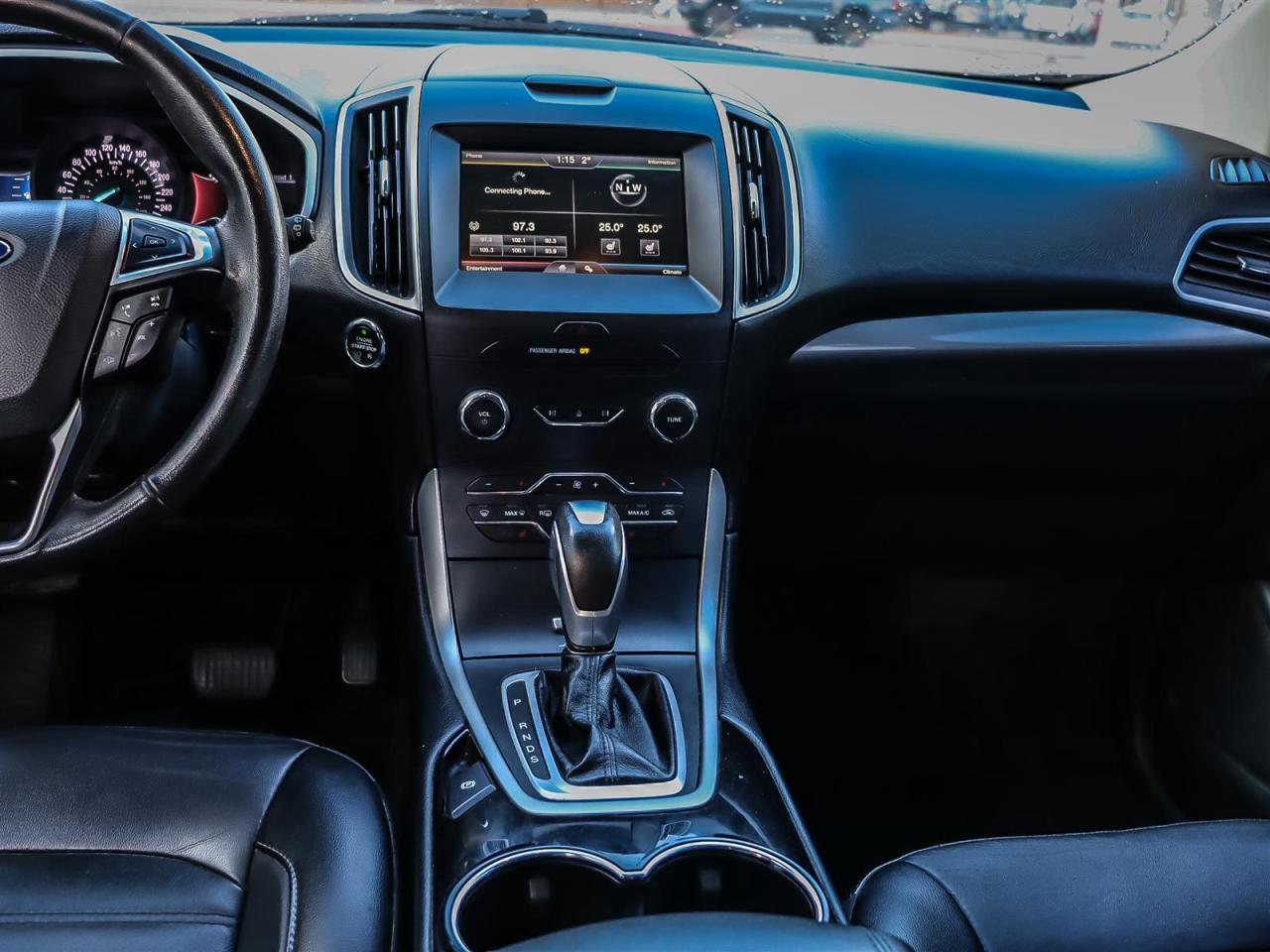 2015 Ford Edge  Photo