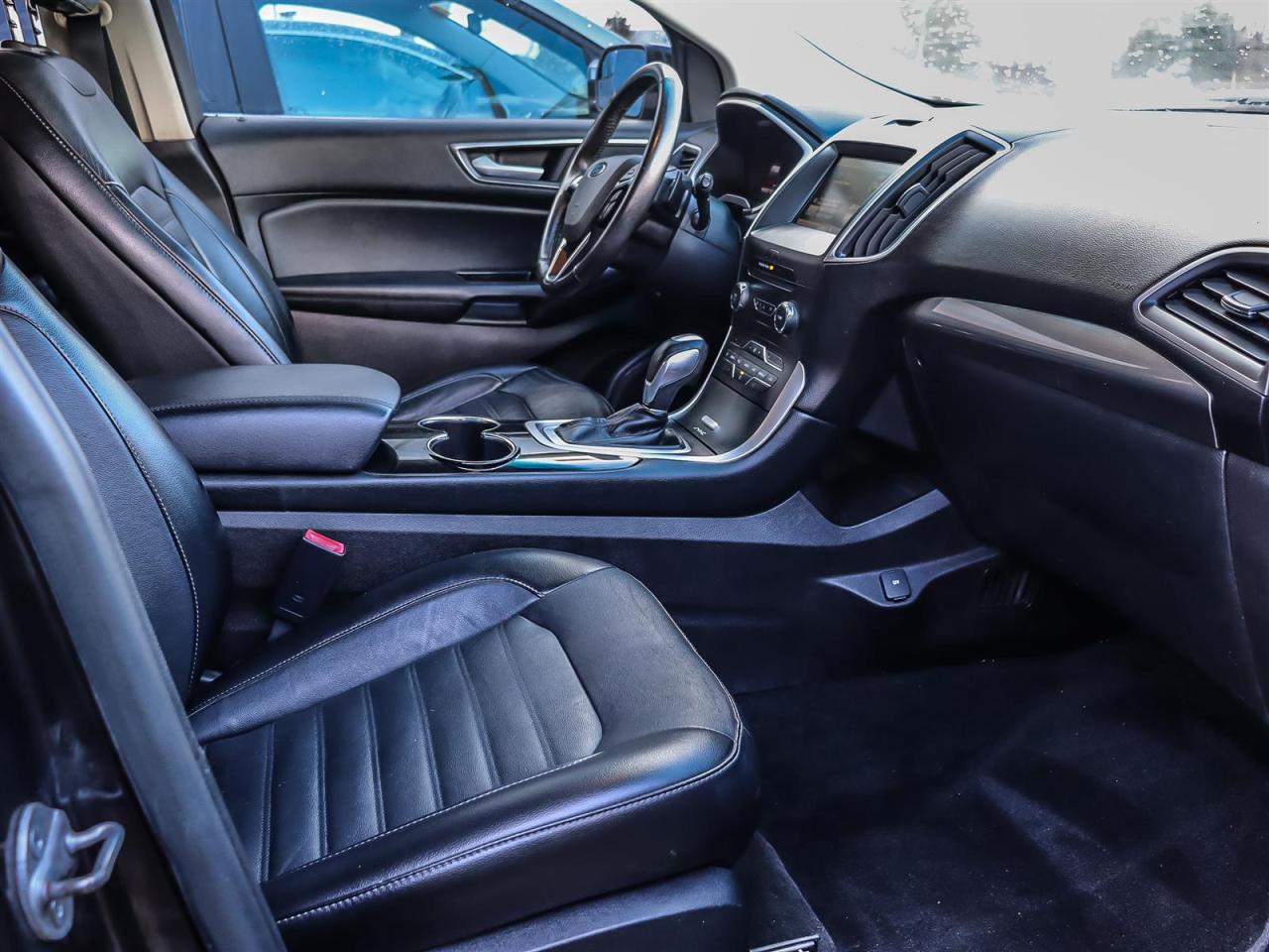 2015 Ford Edge  Photo