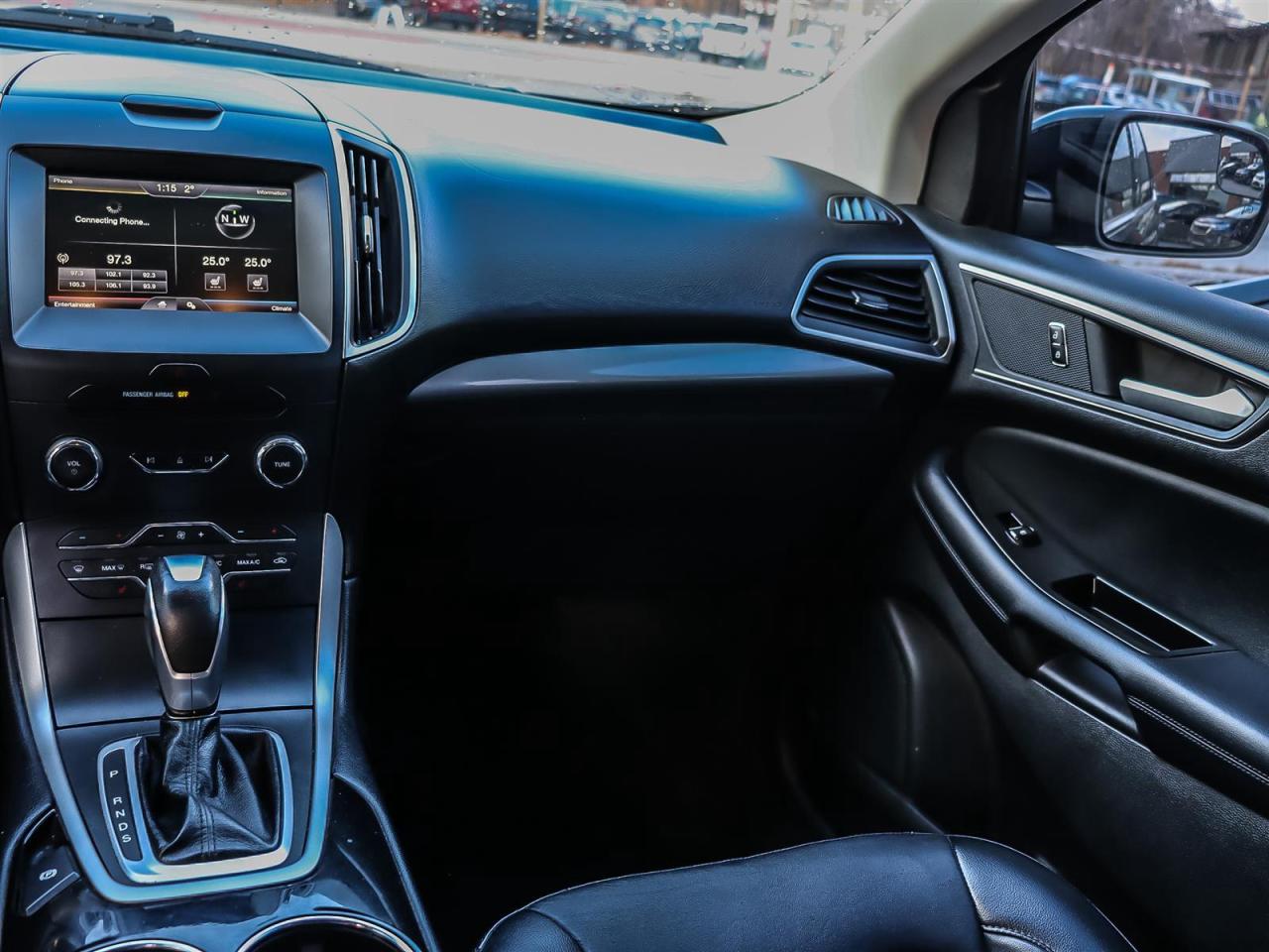 2015 Ford Edge  Photo