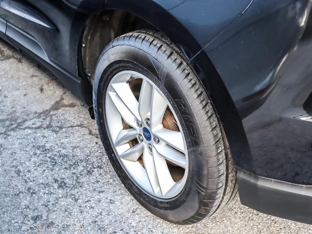 2015 Ford Edge  Photo