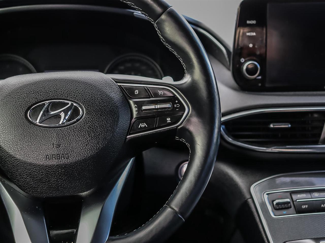 2021 Hyundai Santa Fe  Photo4