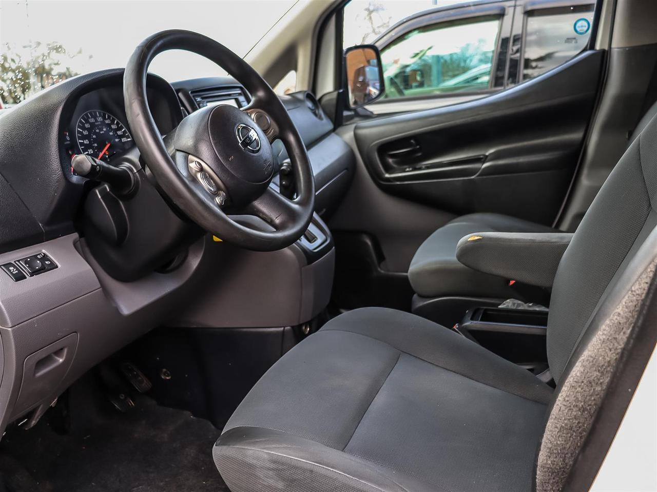 2013 Nissan NV200  Photo5