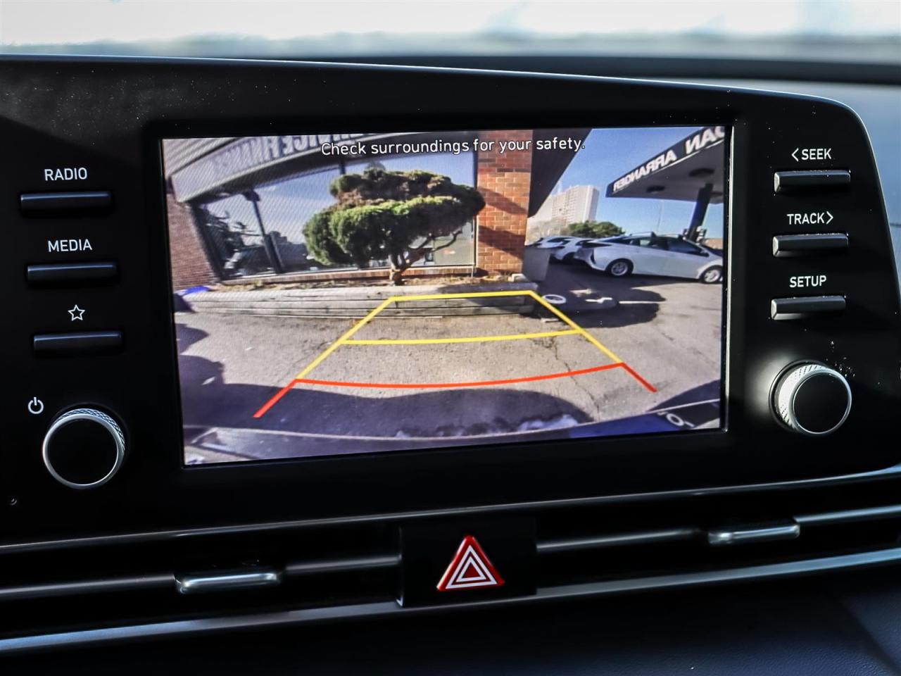 2023 Hyundai Elantra  Photo