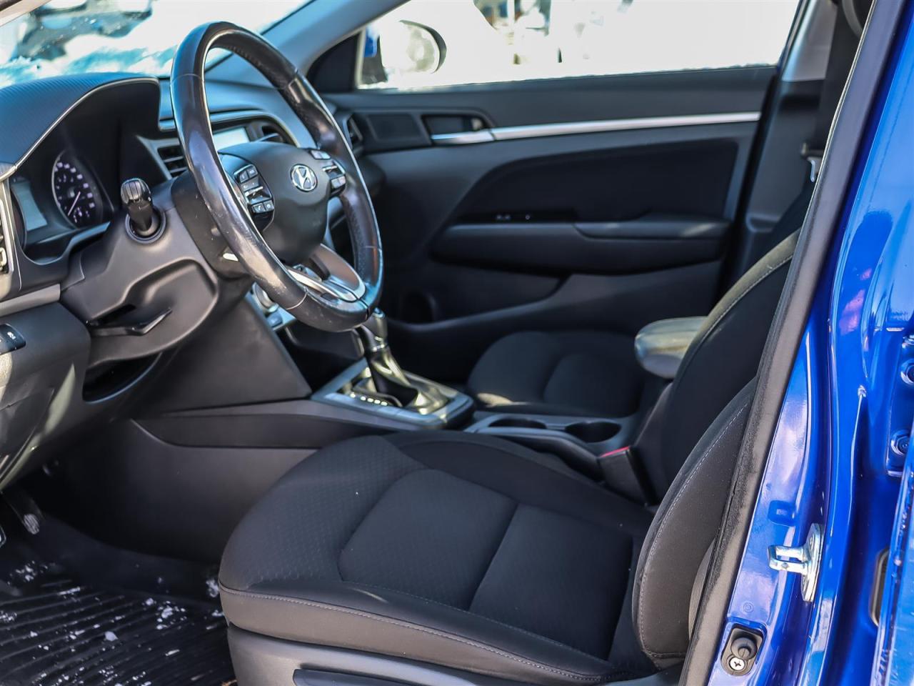 2020 Hyundai Elantra  Photo