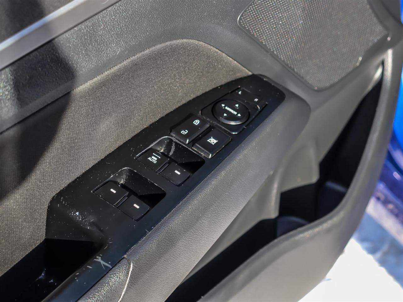 2020 Hyundai Elantra  Photo