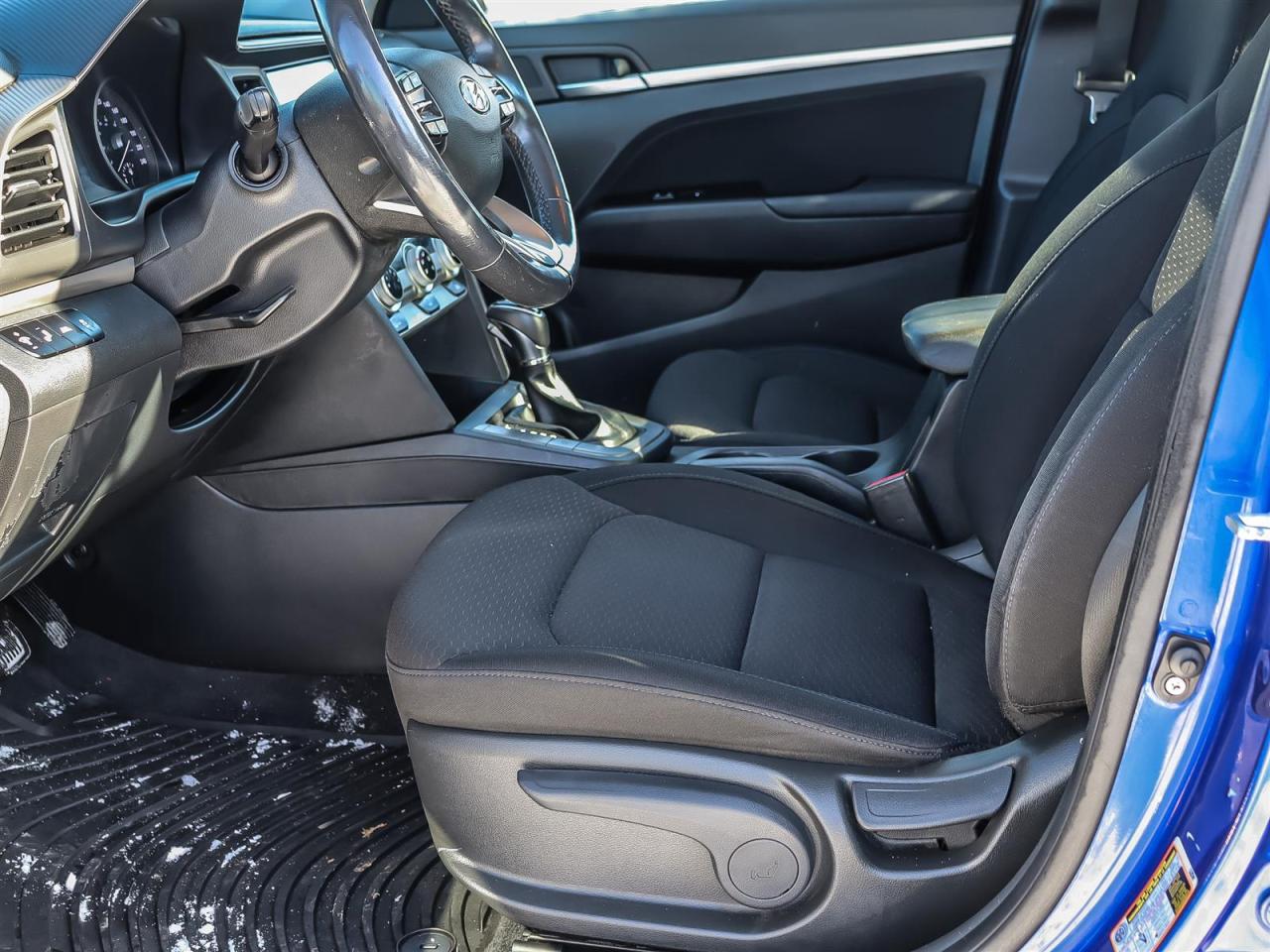 2020 Hyundai Elantra  Photo