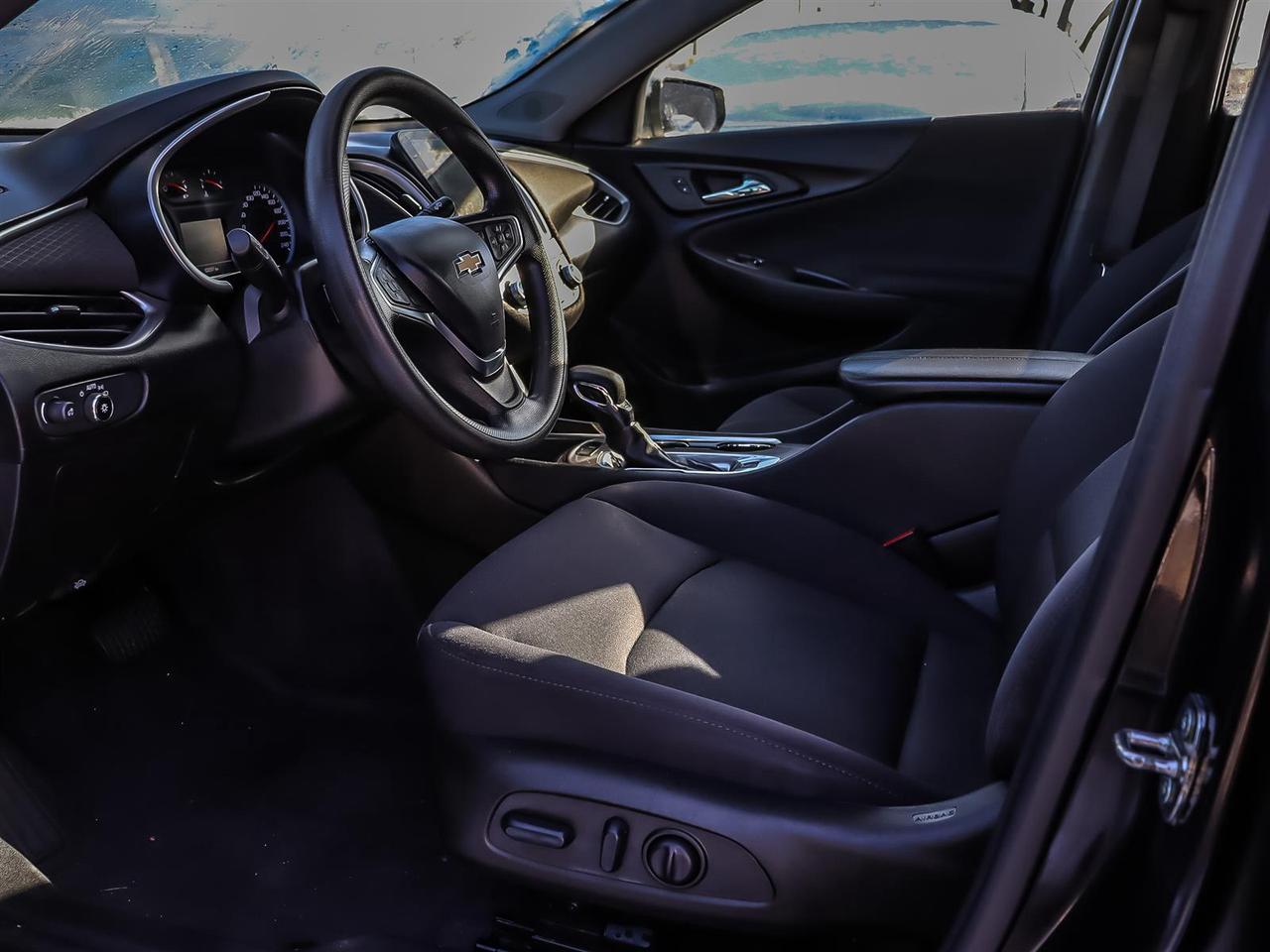 2022 Chevrolet Malibu  Photo1