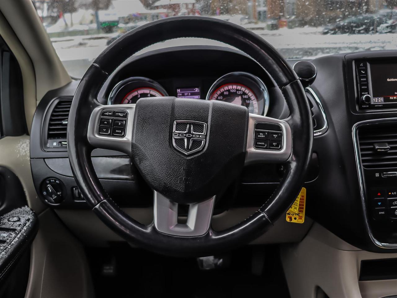 2016 Dodge Grand Caravan  Photo3