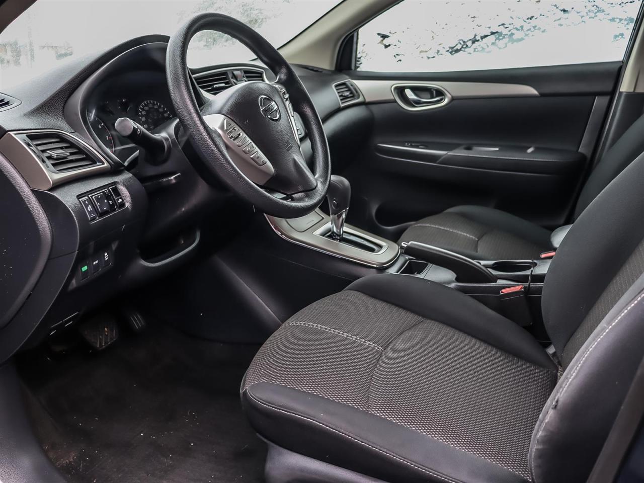 2015 Nissan Sentra  Photo