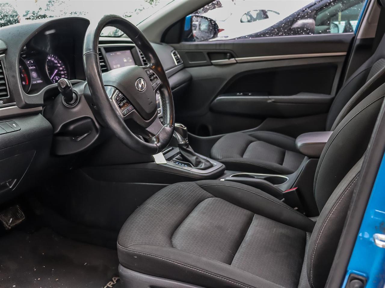 2017 Hyundai Elantra  Photo