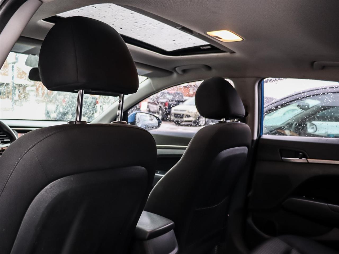 2017 Hyundai Elantra  Photo