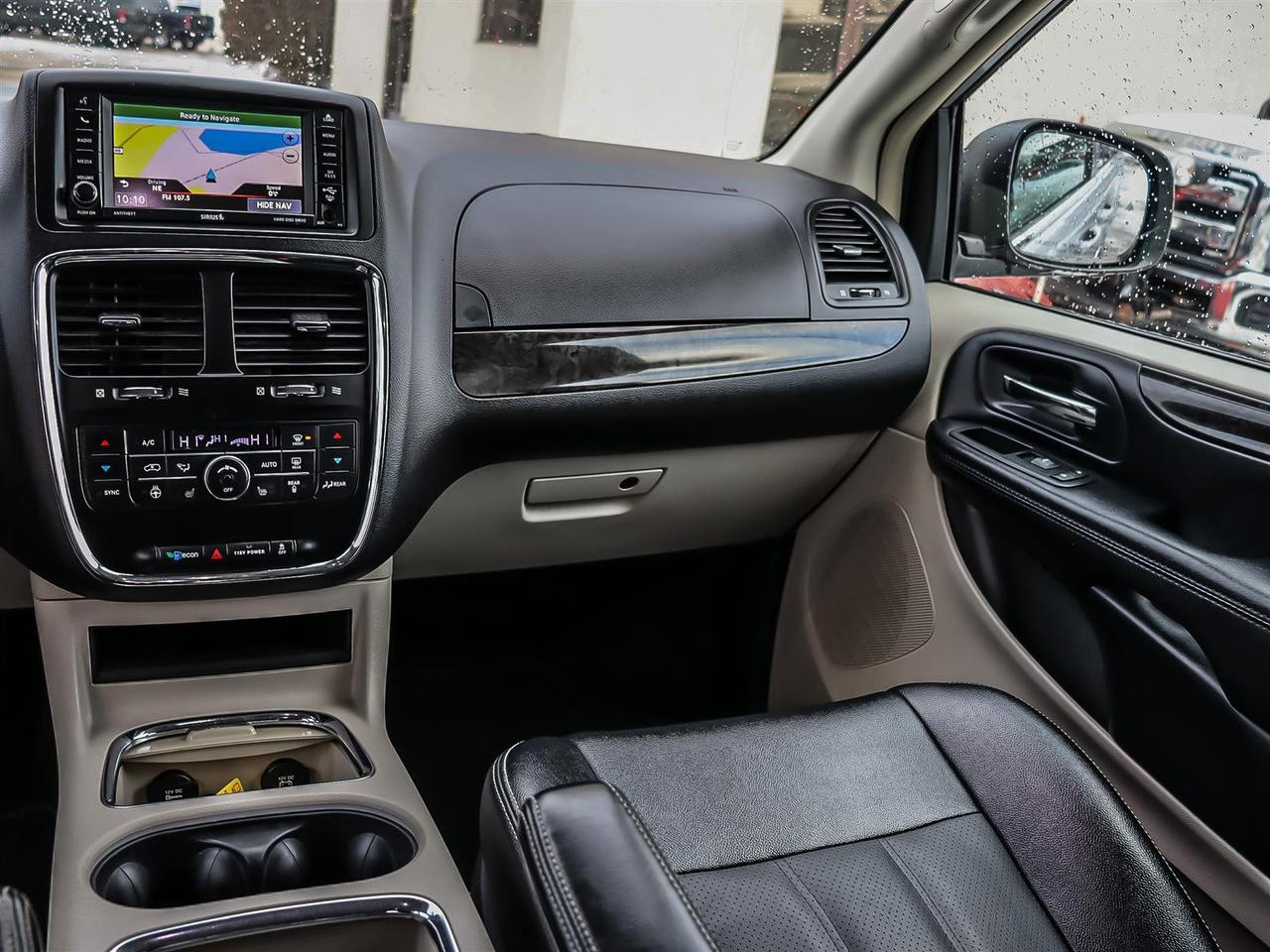 2016 Dodge Grand Caravan  Photo