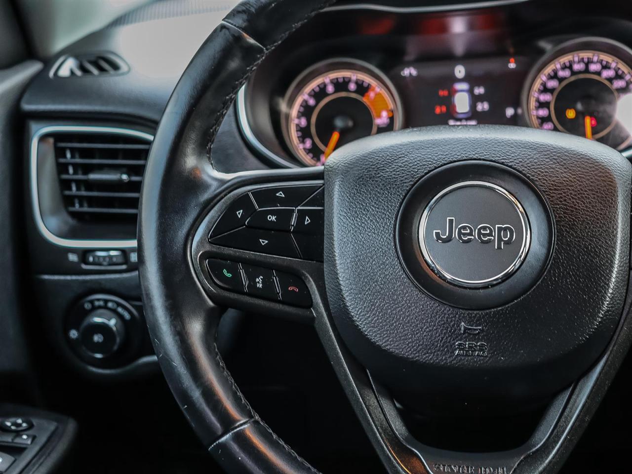 2020 Jeep Cherokee  Photo