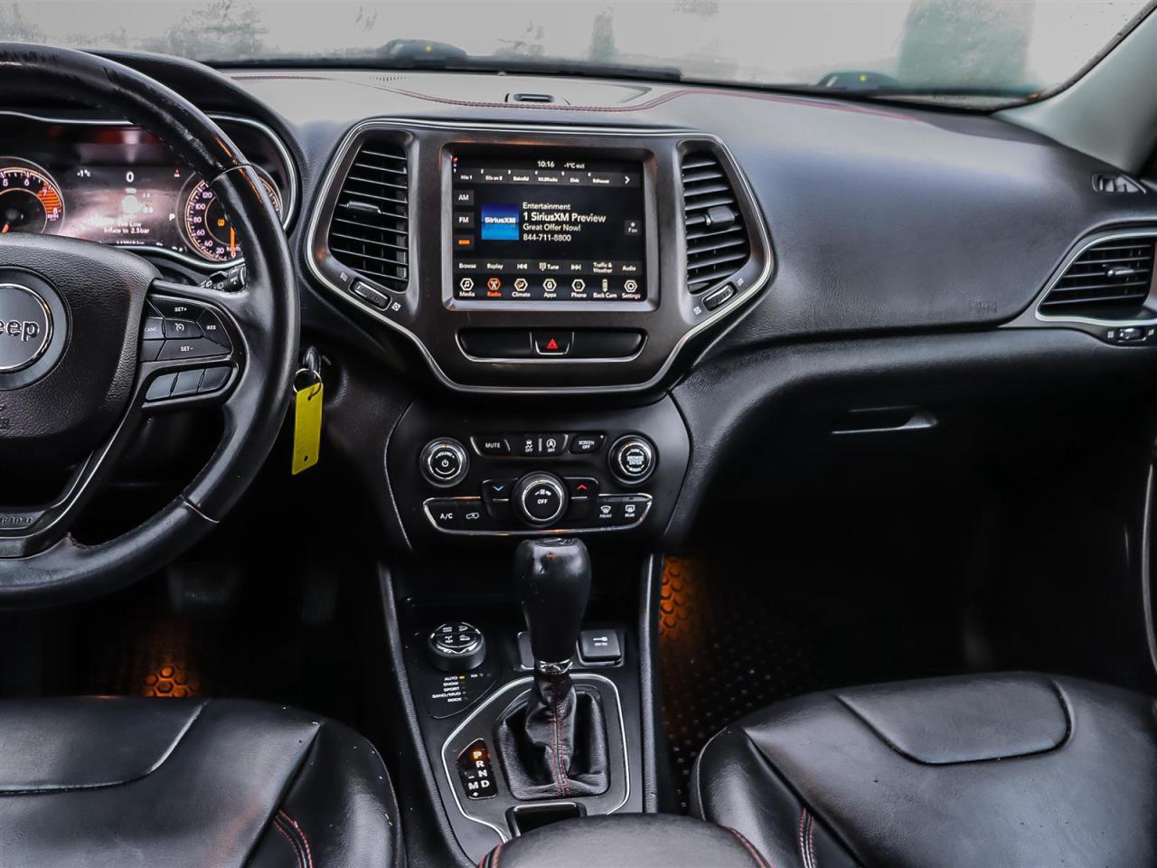 2020 Jeep Cherokee  Photo