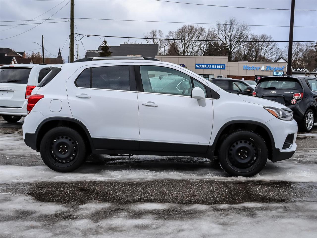2020 Chevrolet Trax  Photo3