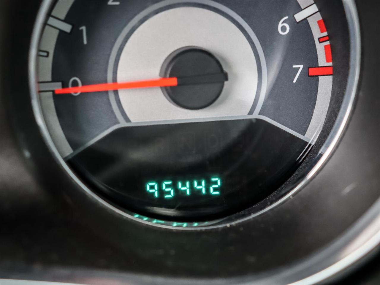 2013 Chrysler 200  Photo