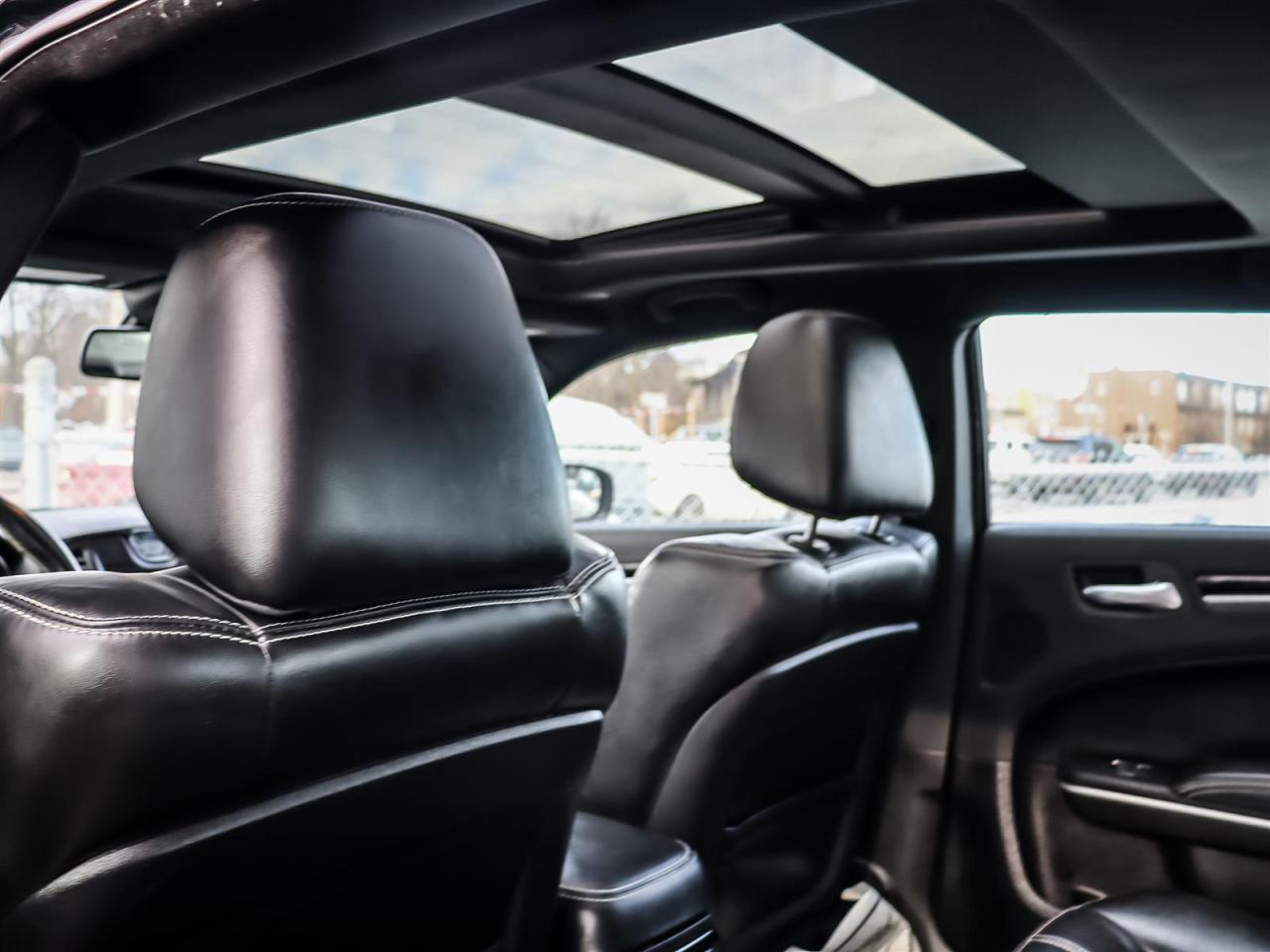 2022 Chrysler 300S  Photo