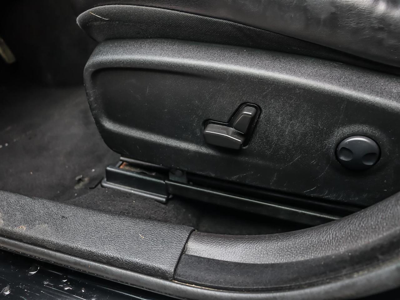 2022 Chrysler 300S  Photo