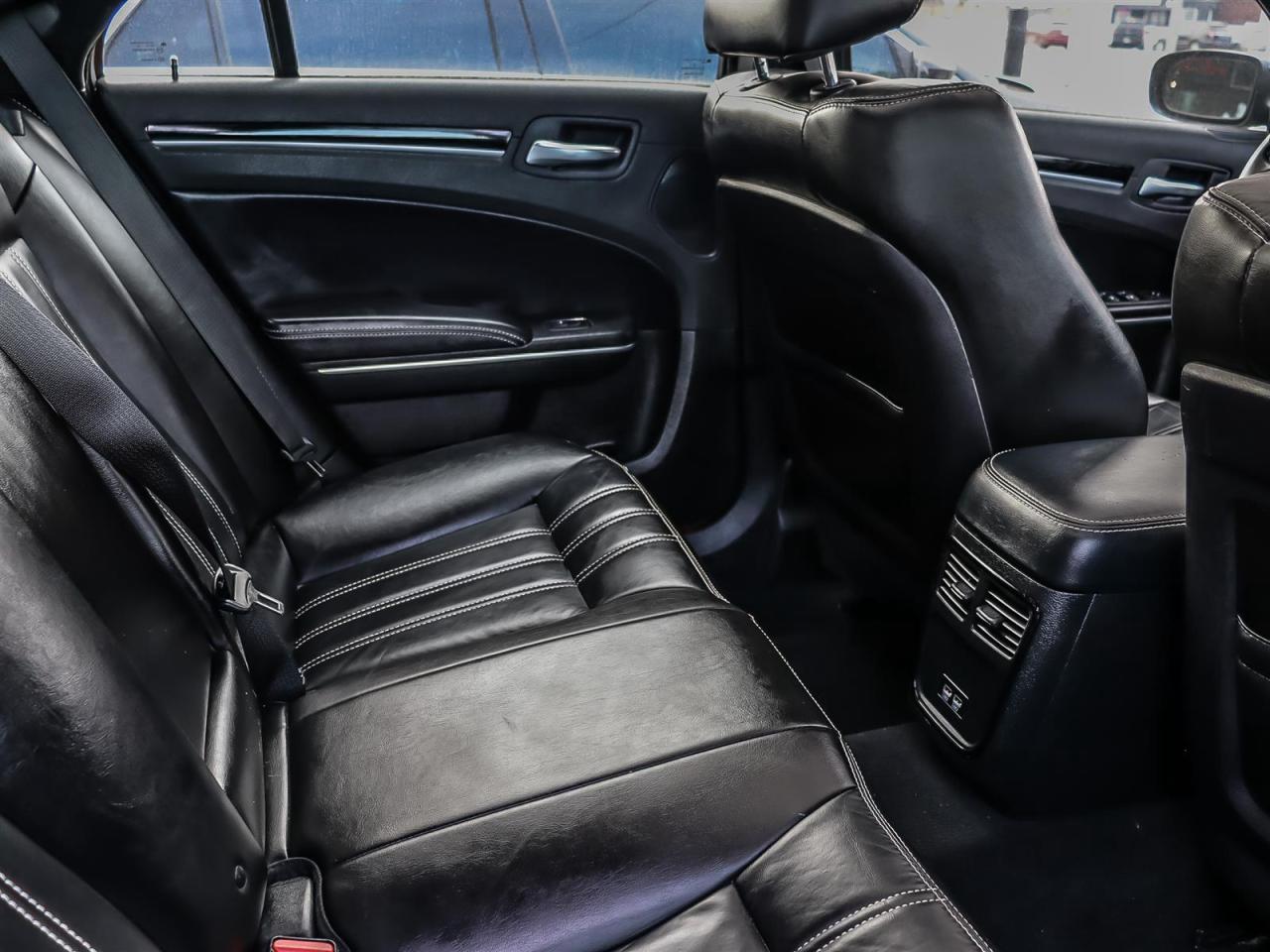 2022 Chrysler 300S  Photo