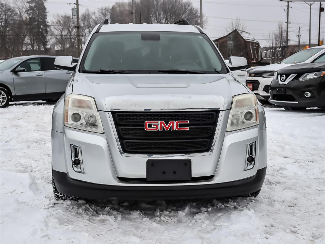 2013 GMC Terrain  Photo2