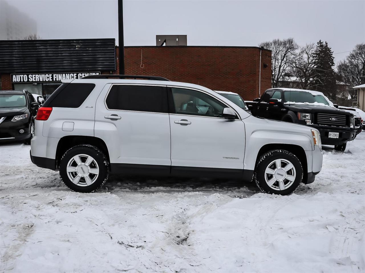 2013 GMC Terrain  Photo3