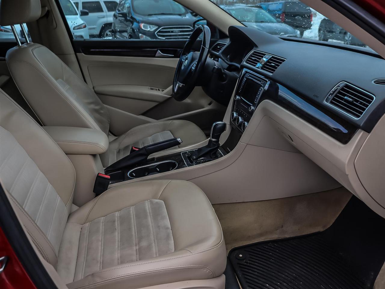 2015 Volkswagen Passat  Photo