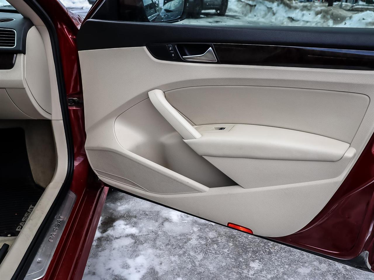 2015 Volkswagen Passat  Photo