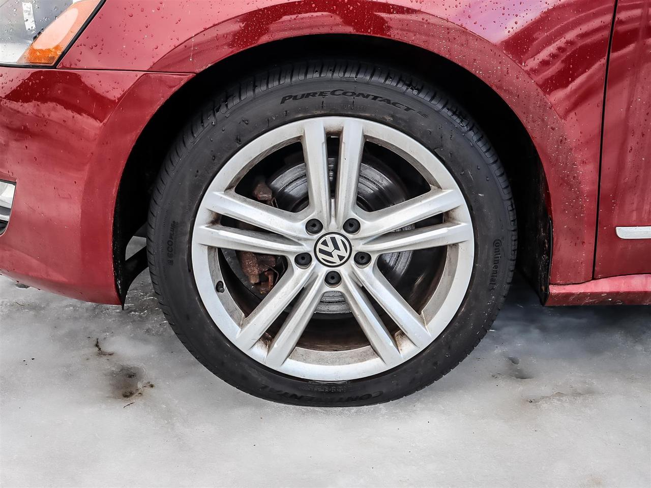2015 Volkswagen Passat  Photo