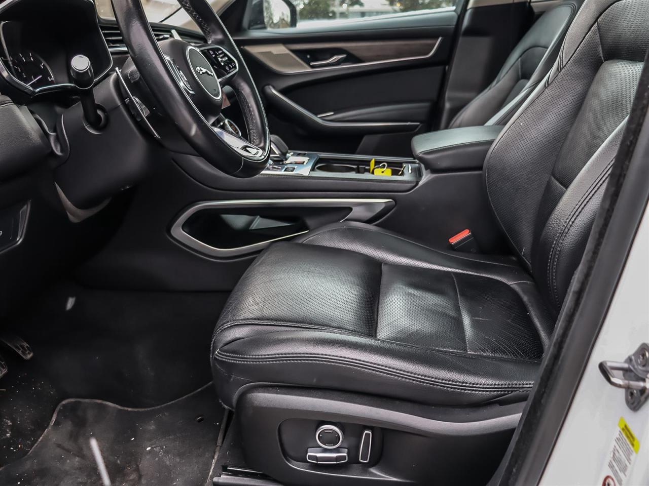 2021 Jaguar F-Type  Photo