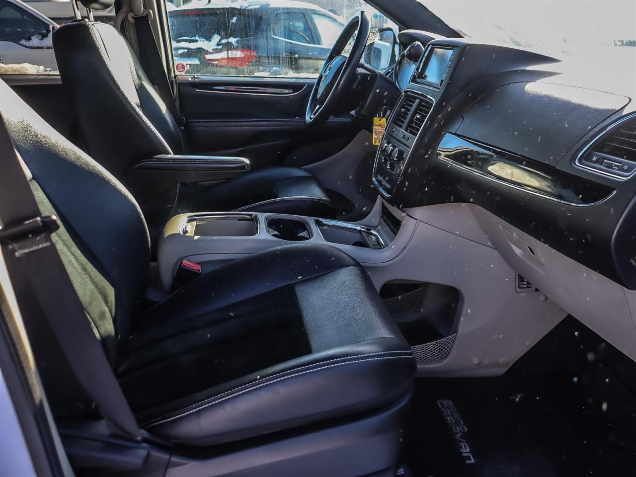 2015 Dodge Grand Caravan  Photo