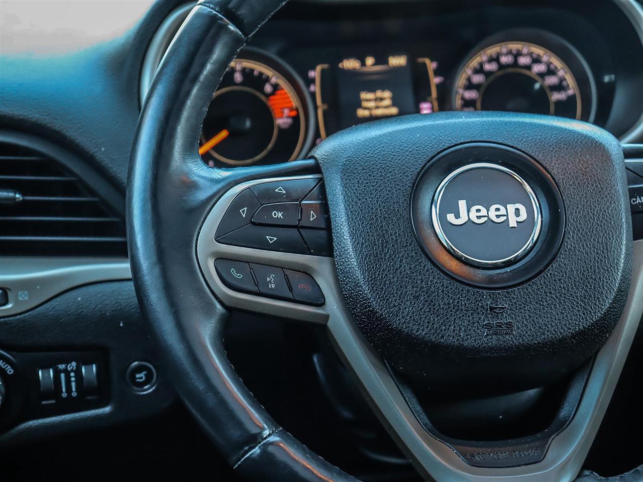 2017 Jeep Cherokee  Photo