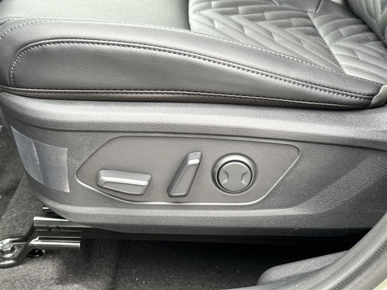 2026 Kia Sportage X-line AWD Photo