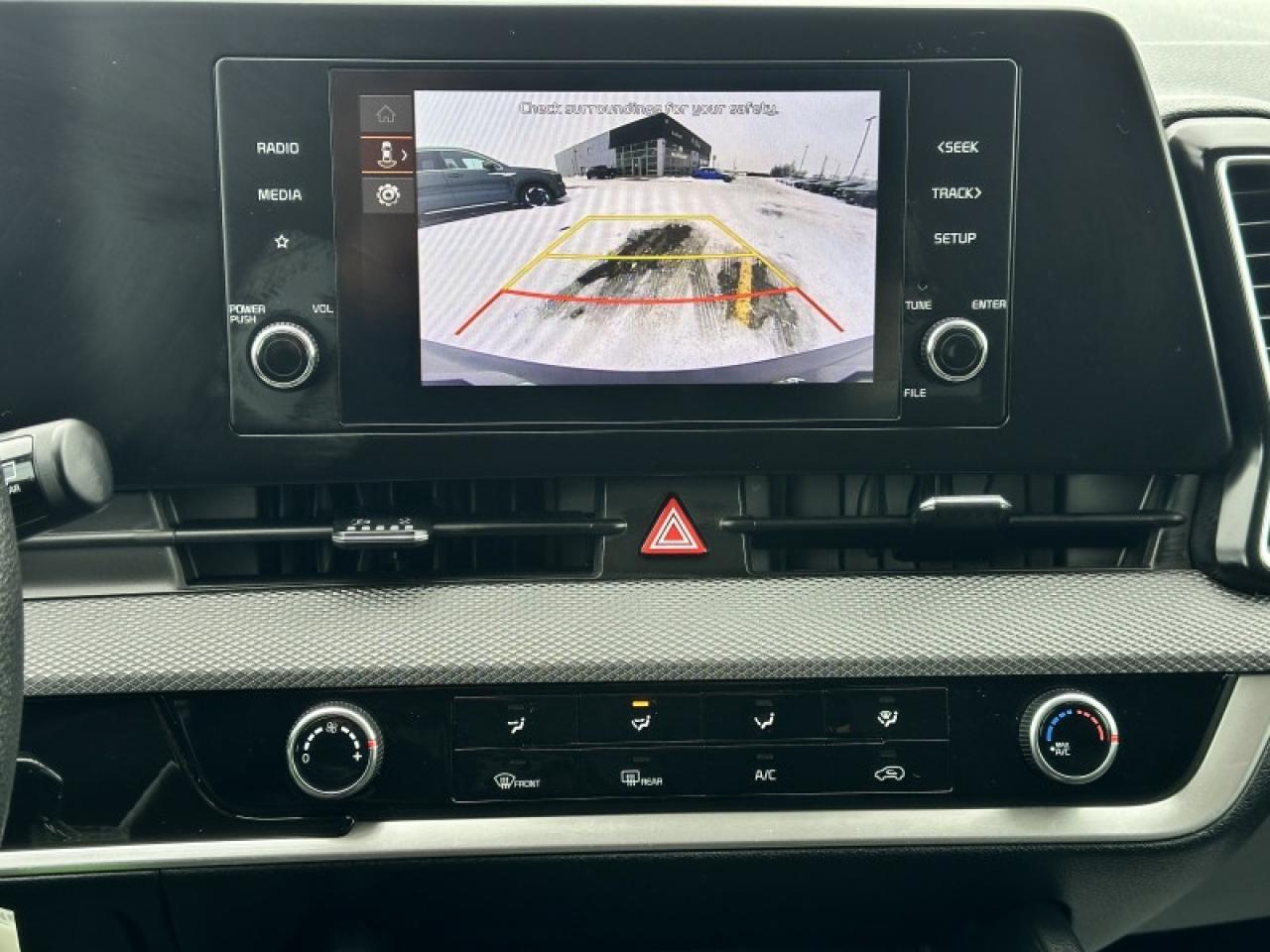 2024 Kia Sportage LX AWD Photo