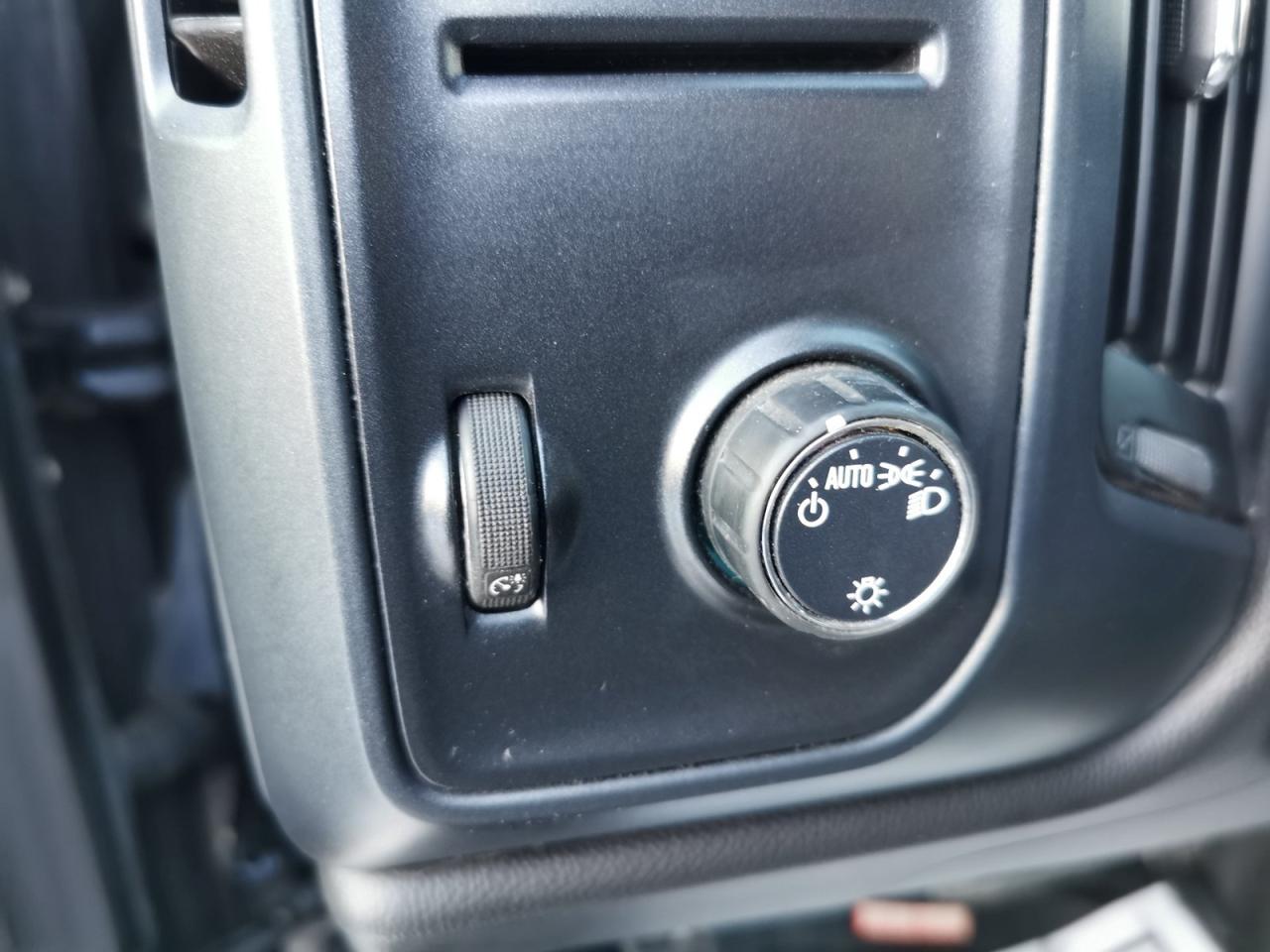 2017 GMC Sierra 1500 Short Box Photo