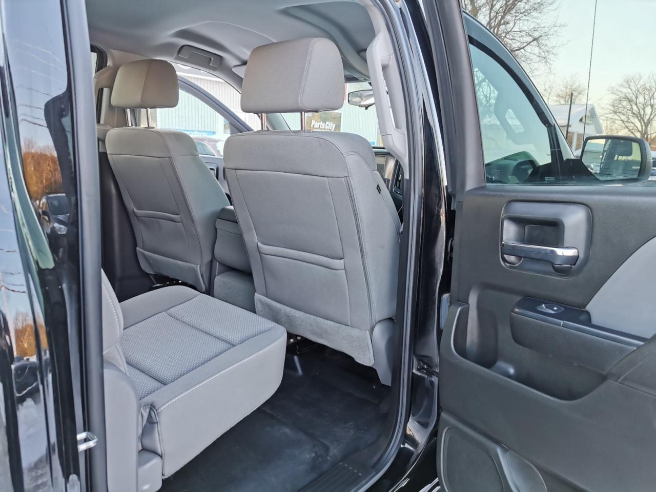 2017 GMC Sierra 1500 Short Box Photo