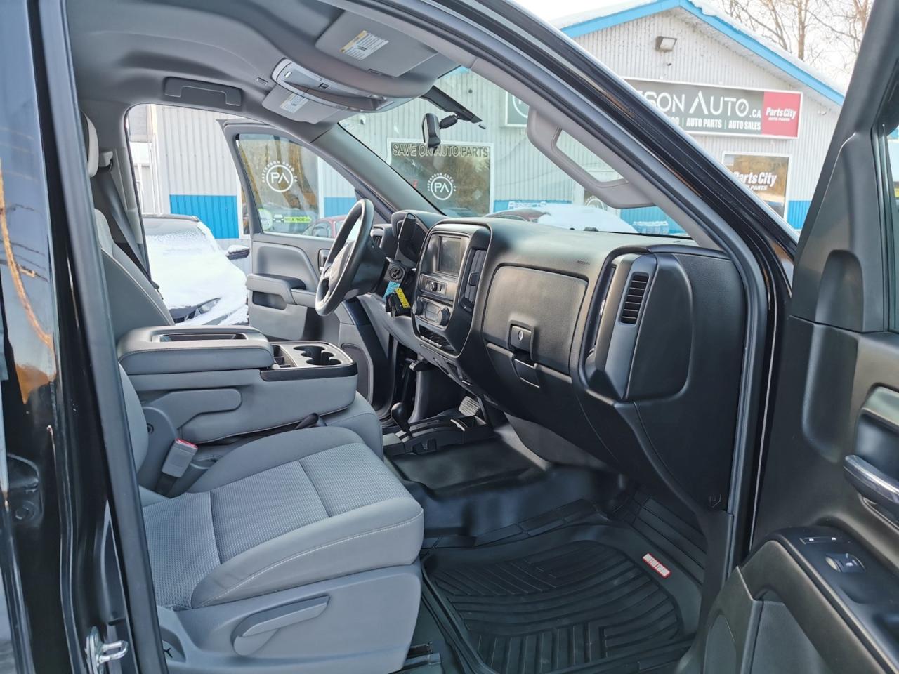 2017 GMC Sierra 1500 Short Box Photo