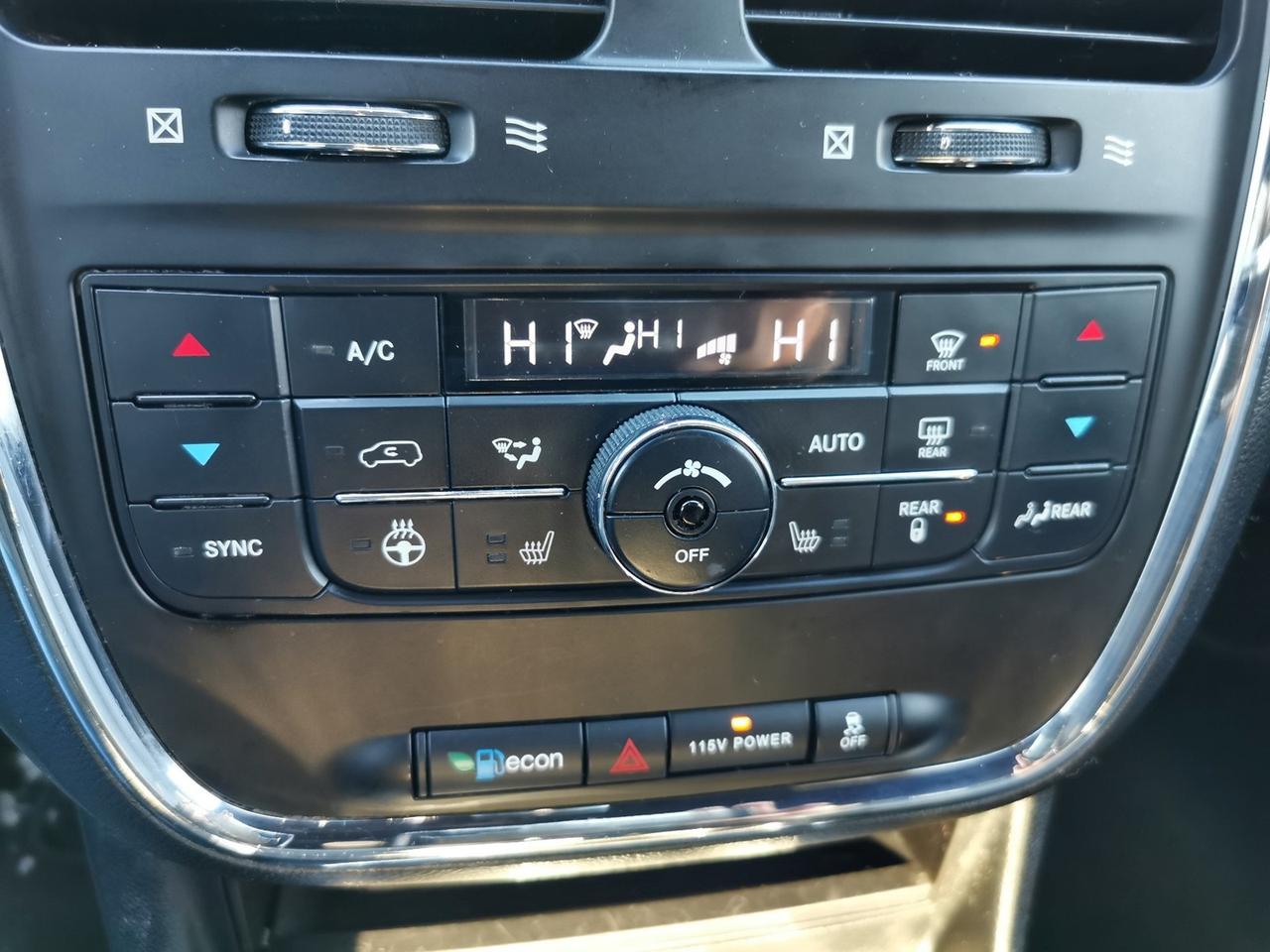 2020 Dodge Grand Caravan GT Photo