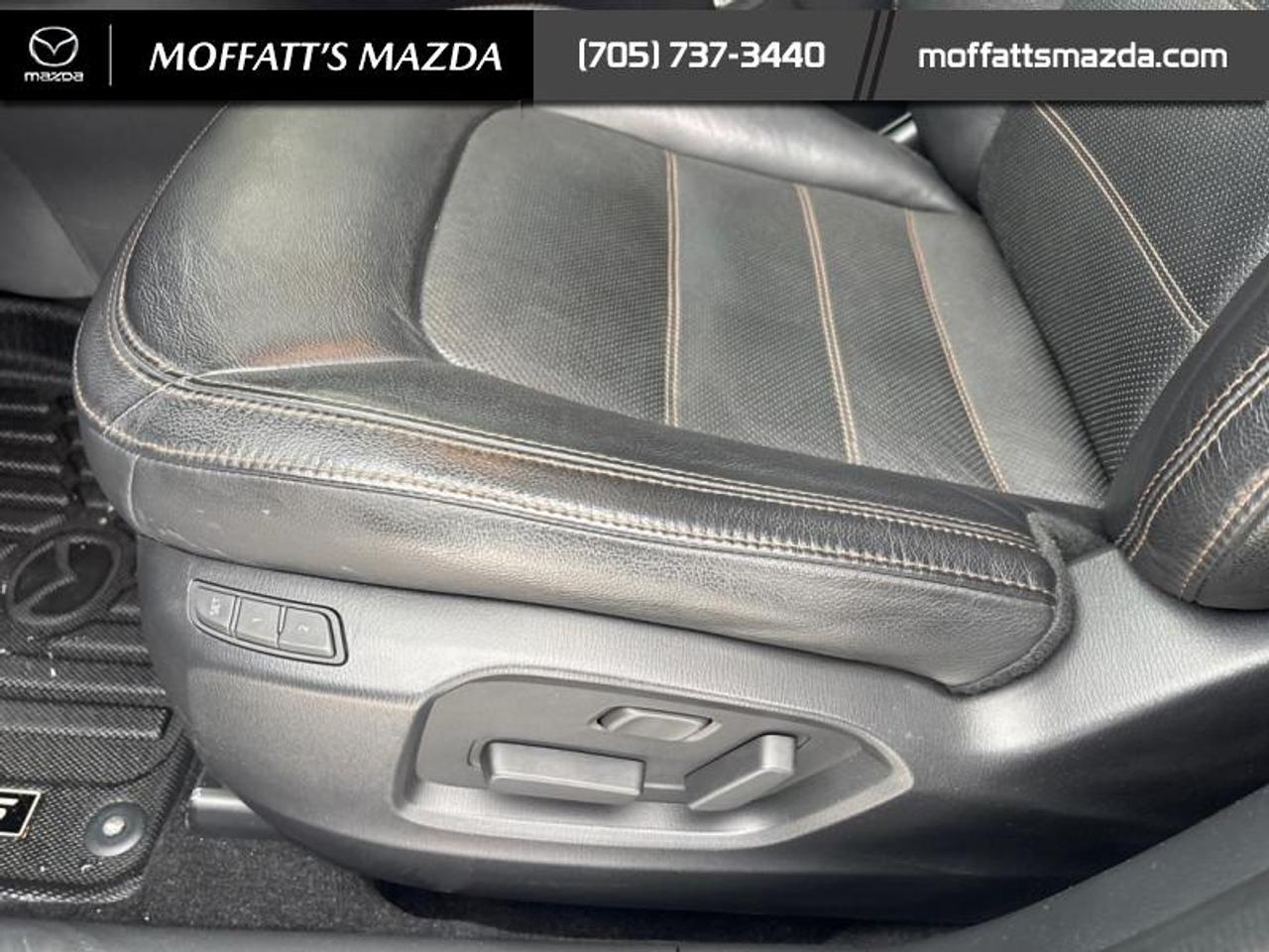 2023 Mazda CX-5 GT Photo