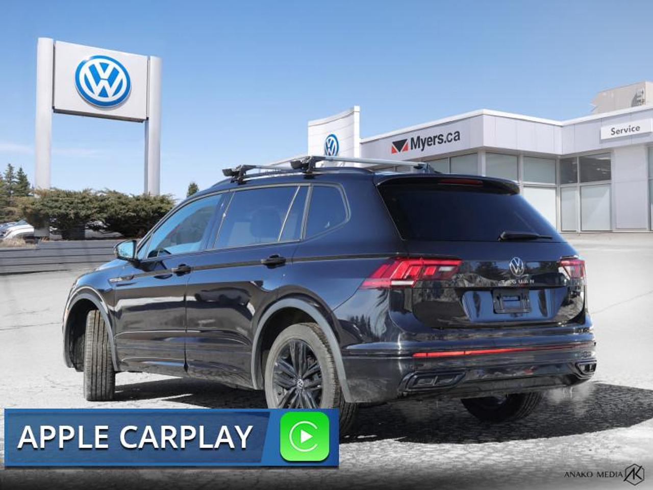 2022 Volkswagen Tiguan Comfortline R-Line Black Edition Photo