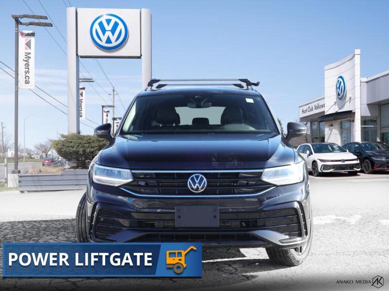 2022 Volkswagen Tiguan Comfortline R-Line Black Edition Photo