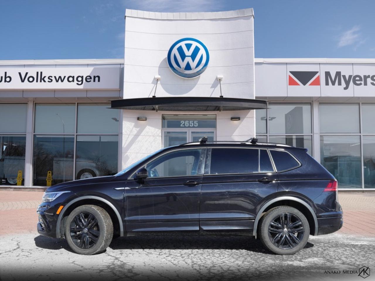 2022 Volkswagen Tiguan Comfortline R-Line Black Edition Photo4