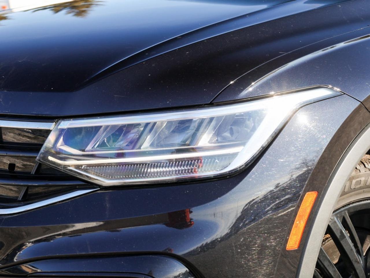 2022 Volkswagen Tiguan Comfortline R-Line Black Edition Photo