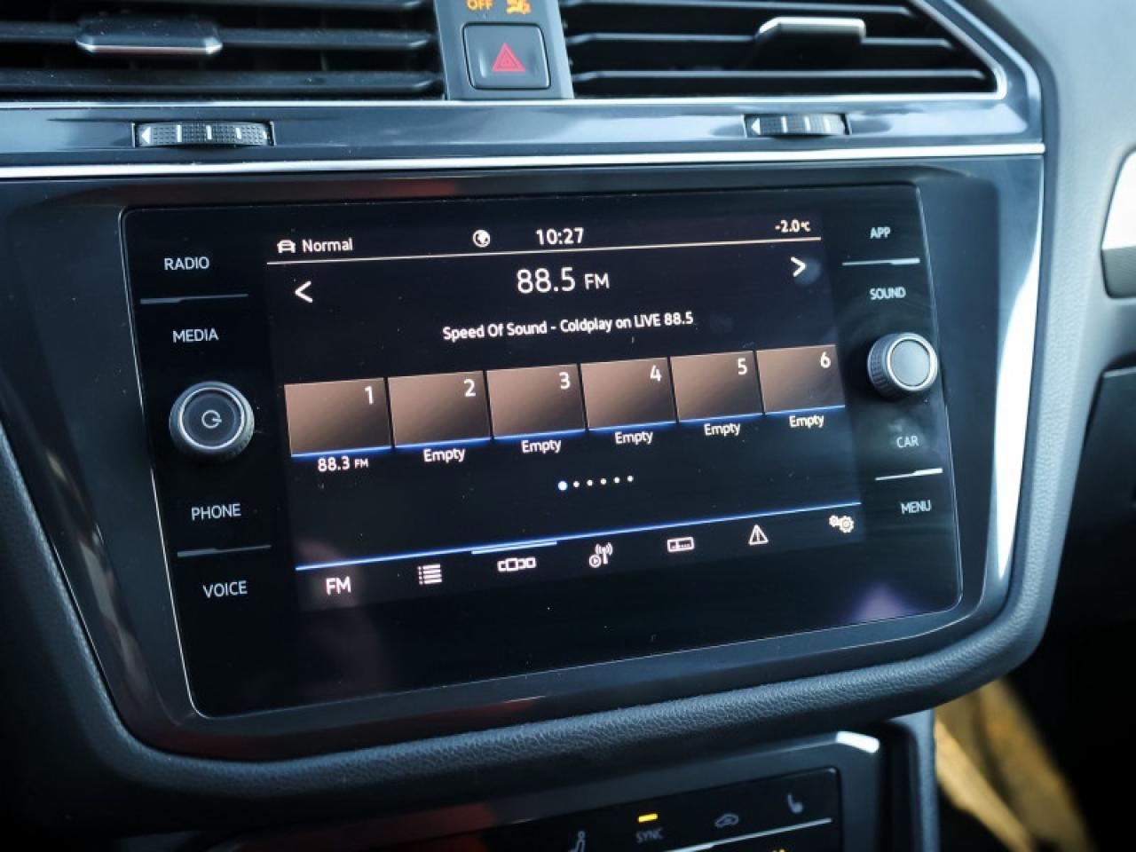 2022 Volkswagen Tiguan Comfortline R-Line Black Edition Photo