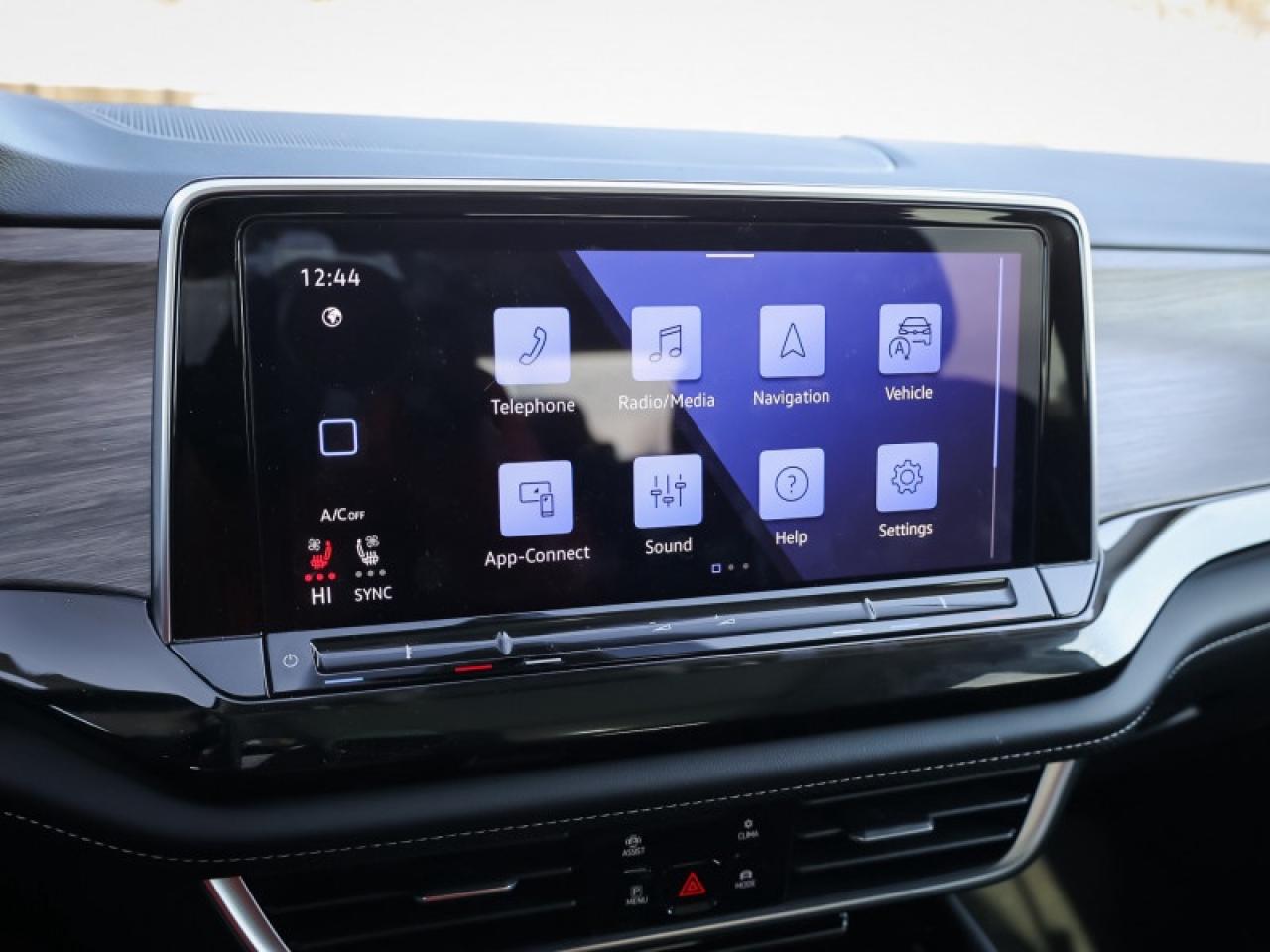 2025 Volkswagen Atlas Execline 2.0 TSI Photo