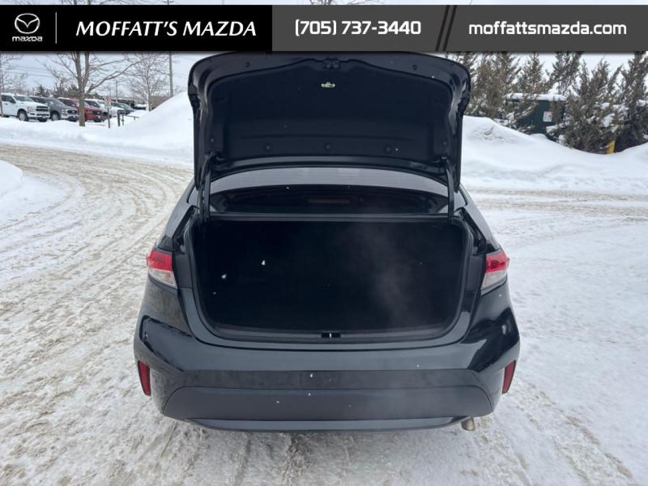 2021 Toyota Corolla LE CVT Photo