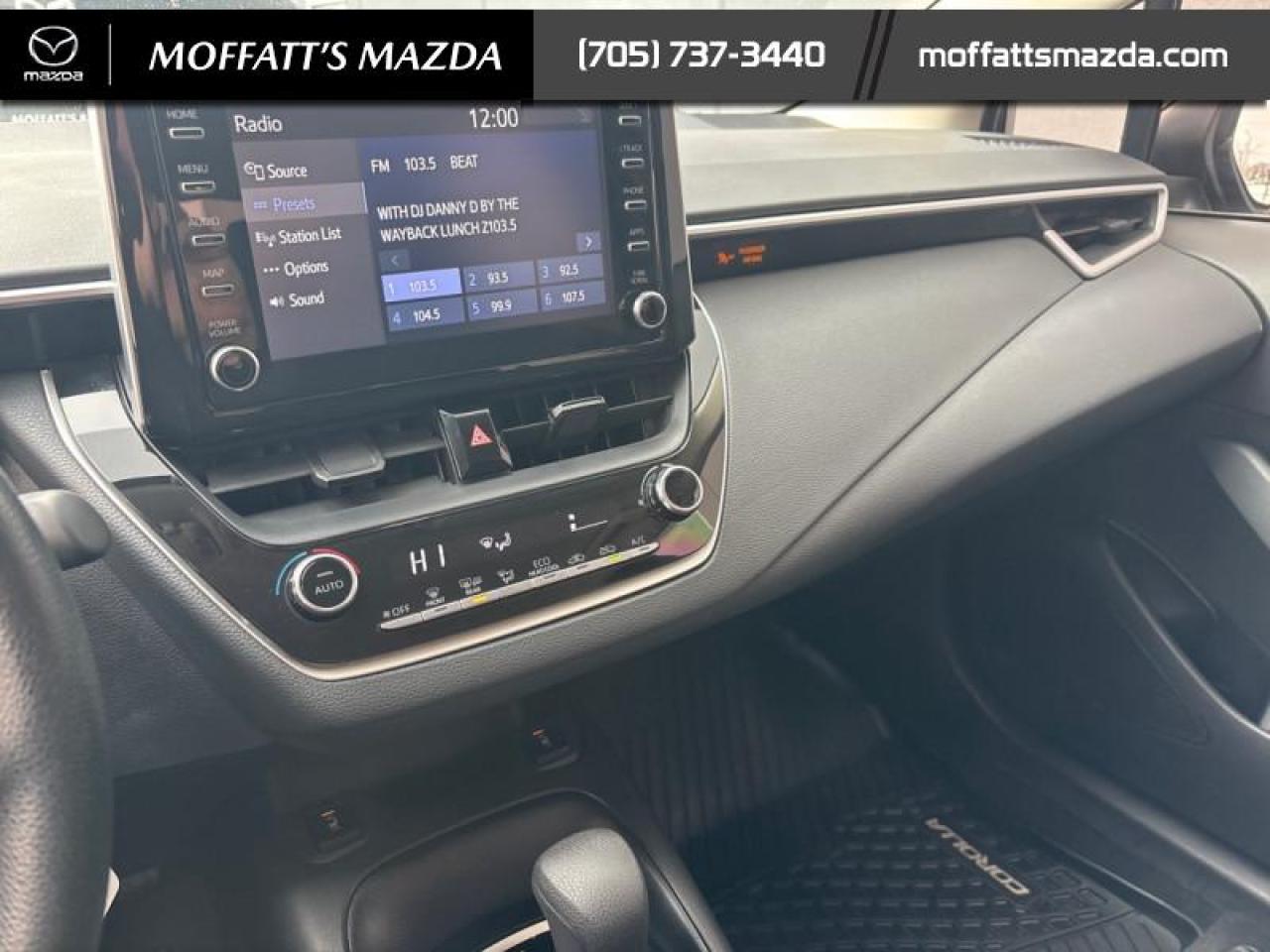 2021 Toyota Corolla LE CVT Photo