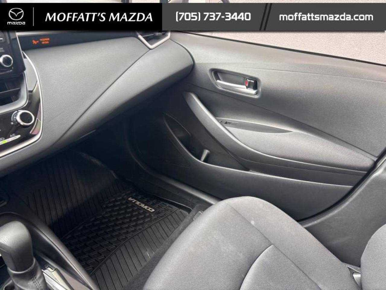 2021 Toyota Corolla LE CVT Photo