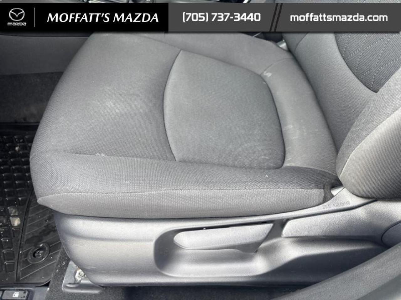 2021 Toyota Corolla LE CVT Photo